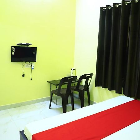 Shivraj Homestay Матхура Экстерьер фото