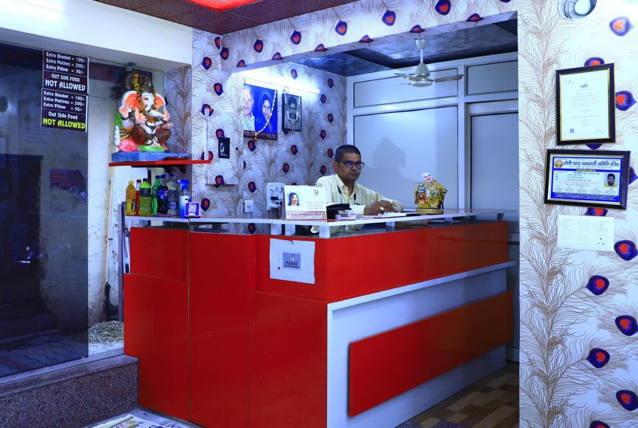 Shivraj Homestay Матхура Экстерьер фото